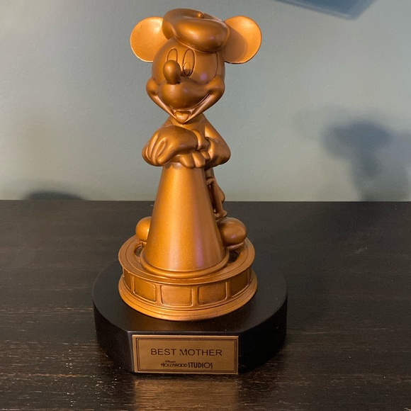 Disney Mikey Mouse Trophy - Picture 1 of 7